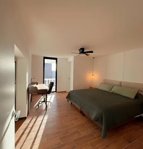 Habitacion Budapest En The Green Door